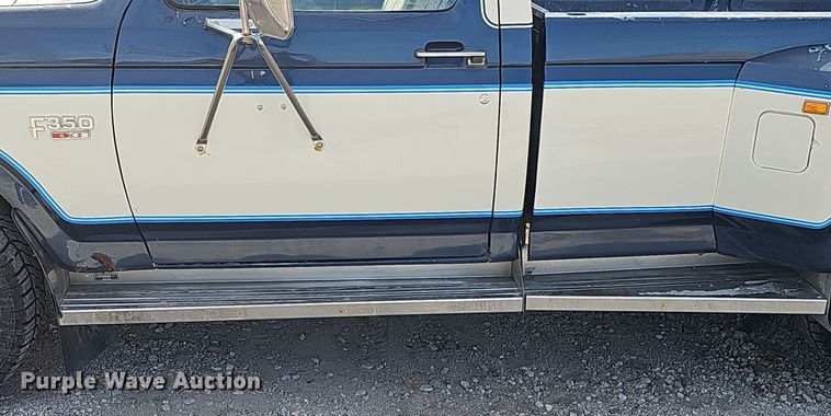 image for item MH9518 1986 Ford F350  pickup truck