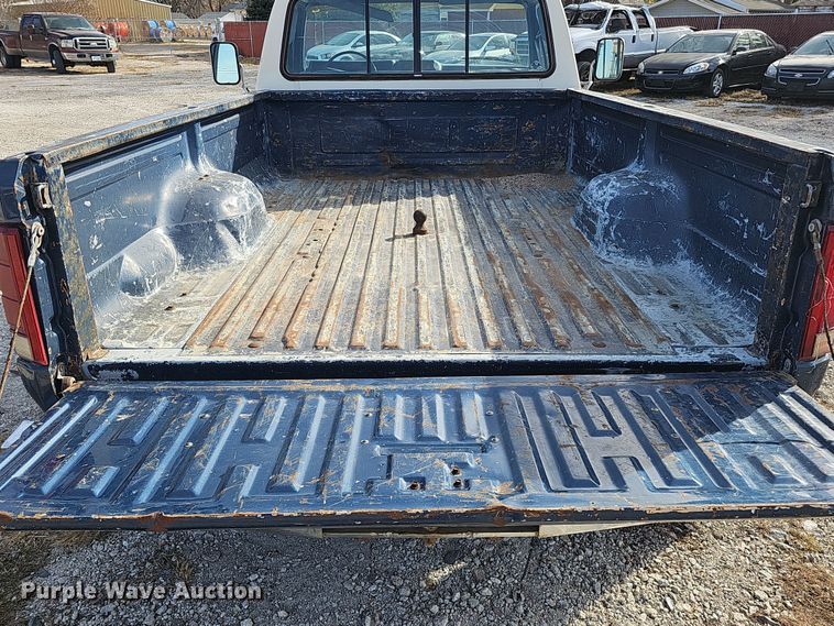 image for item MH9518 1986 Ford F350  pickup truck