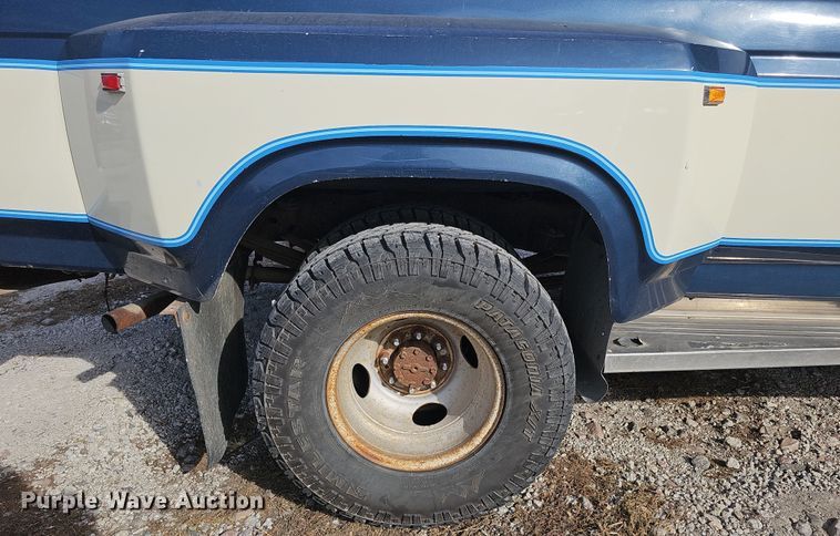 image for item MH9518 1986 Ford F350  pickup truck