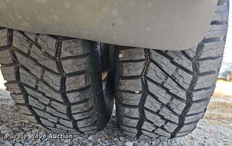 image for item MH9518 1986 Ford F350  pickup truck