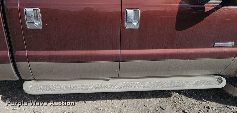 image for item MH9519 2007  Ford F350 Super Duty Lariat King Ranch  Crew Cab pickup truck