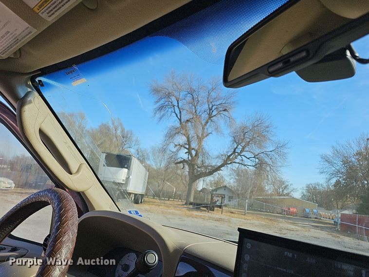 image for item MH9519 2007  Ford F350 Super Duty Lariat King Ranch  Crew Cab pickup truck