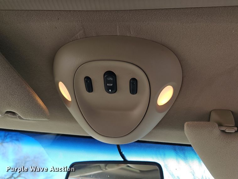 image for item MH9519 2007  Ford F350 Super Duty Lariat King Ranch  Crew Cab pickup truck