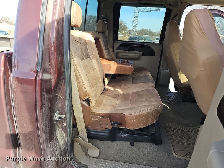 image for item MH9519 2007  Ford F350 Super Duty Lariat King Ranch  Crew Cab pickup truck