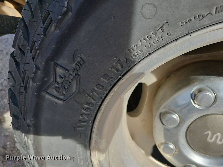 image for item MH9519 2007  Ford F350 Super Duty Lariat King Ranch  Crew Cab pickup truck