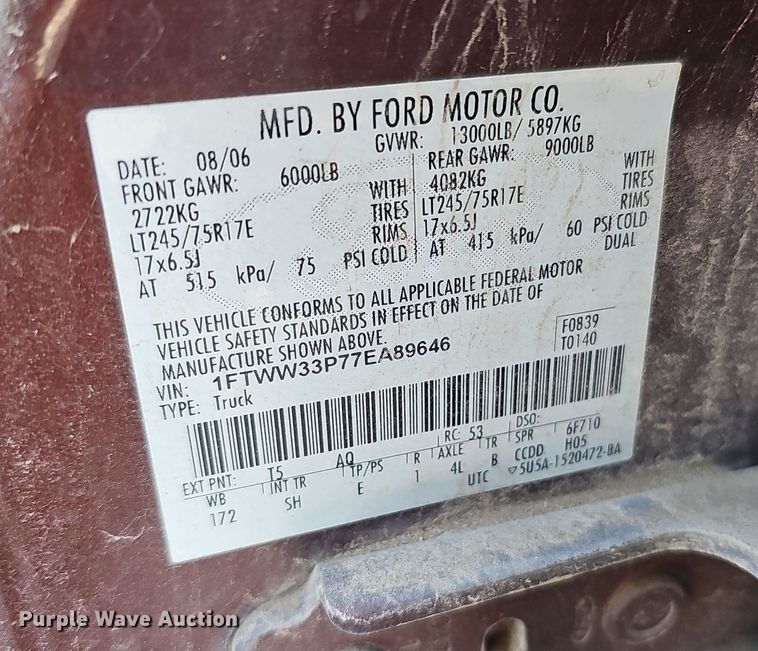 image for item MH9519 2007  Ford F350 Super Duty Lariat King Ranch  Crew Cab pickup truck