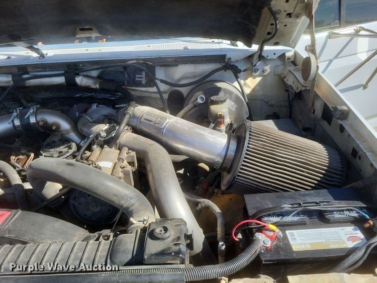 image for item MI9820 1996 Ford F350 XLT  flatbed pickup truck