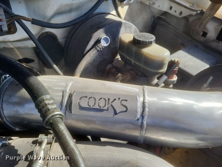 image for item MI9820 1996 Ford F350 XLT  flatbed pickup truck