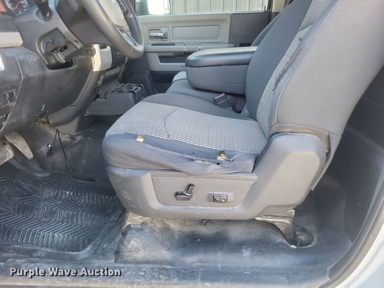 image for item MI9821 2012 Dodge Ram 2500 HD  pickup truck