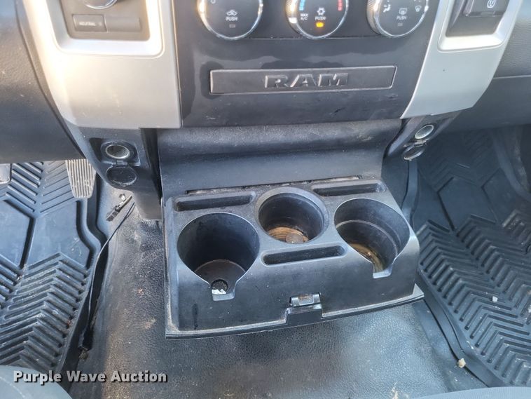 image for item MI9821 2012 Dodge Ram 2500 HD  pickup truck