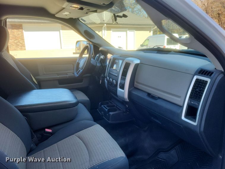 image for item MI9821 2012 Dodge Ram 2500 HD  pickup truck