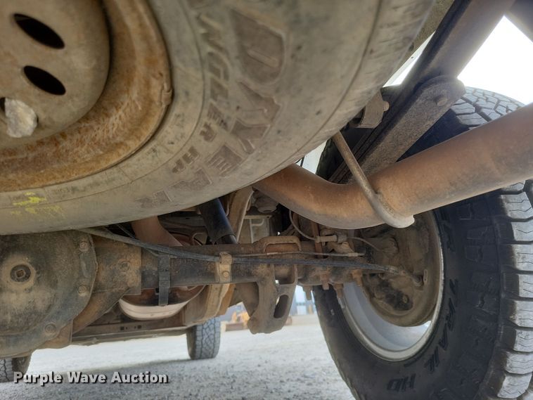 image for item MI9832 2011 GMC Sierra 1500 SLE  Ext. Cab pickup truck