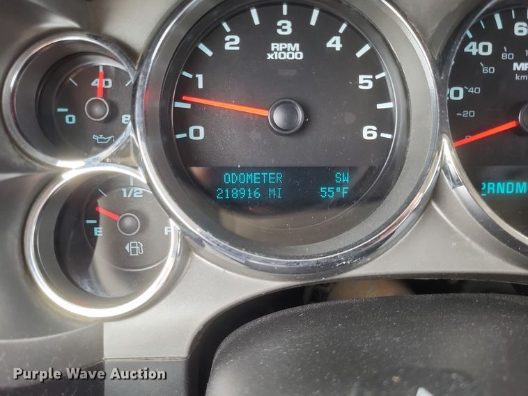 image for item MI9832 2011 GMC Sierra 1500 SLE  Ext. Cab pickup truck