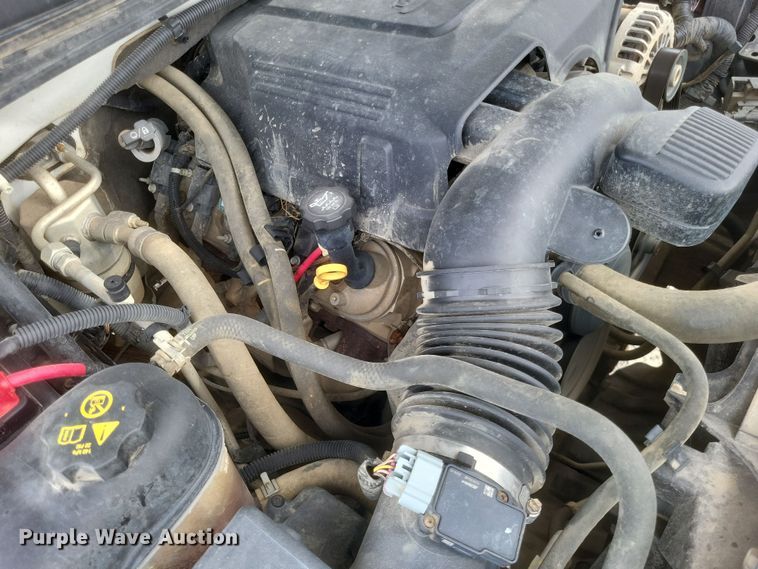 image for item MI9832 2011 GMC Sierra 1500 SLE  Ext. Cab pickup truck