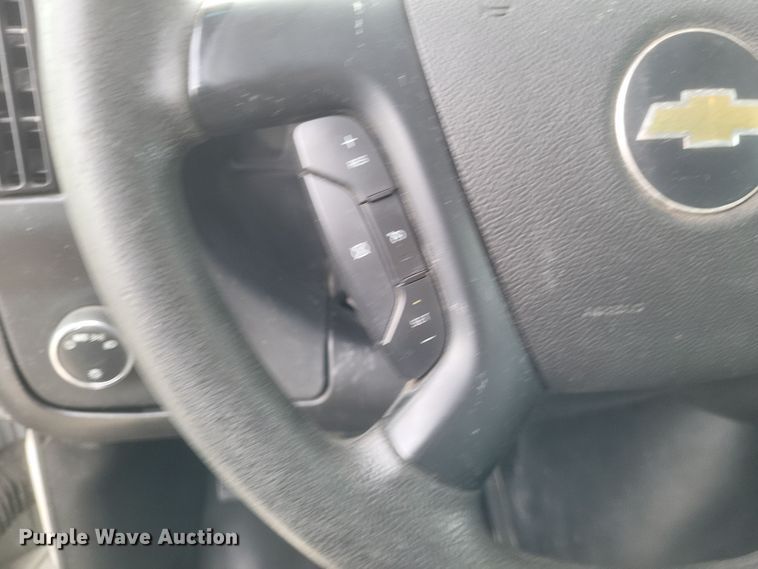 image for item MI9833 2014 Chevrolet Express  van