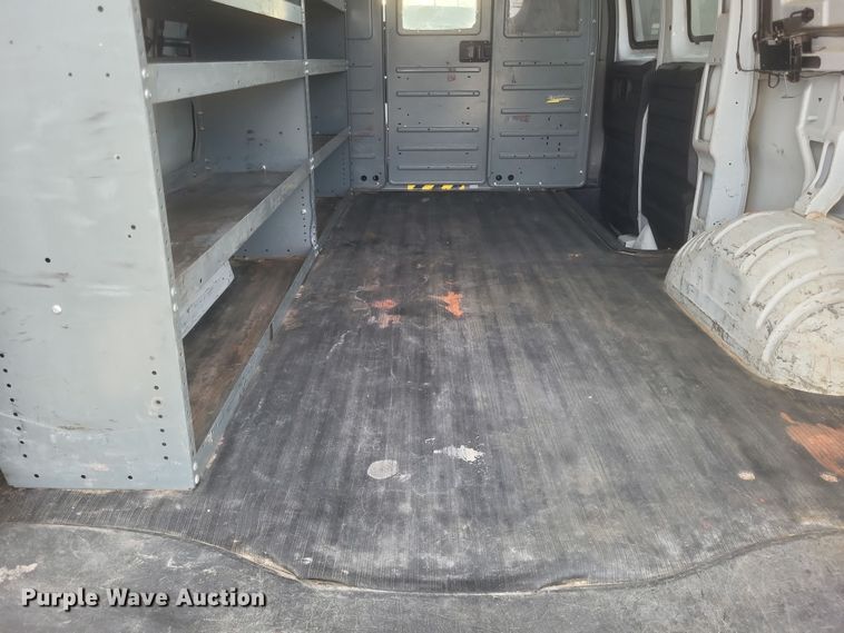 image for item MI9833 2014 Chevrolet Express  van