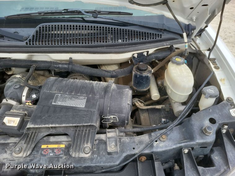 image for item MI9833 2014 Chevrolet Express  van