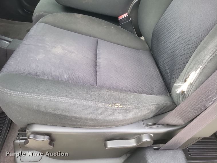 image for item MI9835 2011 Chevrolet Silverado 1500 LS  Ext. Cab pickup truck