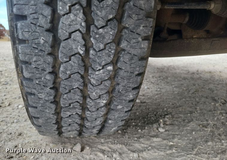 image for item MI9835 2011 Chevrolet Silverado 1500 LS  Ext. Cab pickup truck