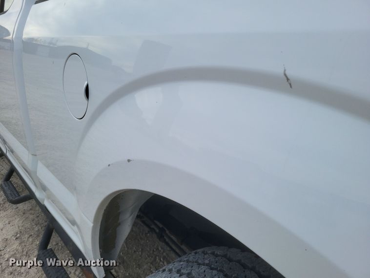 image for item MI9836 2015 Ford F150 XL  SuperCab pickup truck