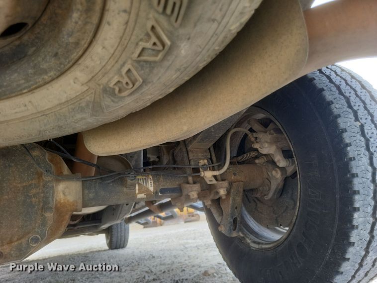 image for item MI9836 2015 Ford F150 XL  SuperCab pickup truck