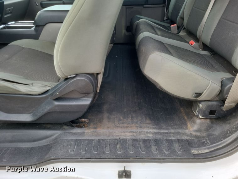 image for item MI9836 2015 Ford F150 XL  SuperCab pickup truck