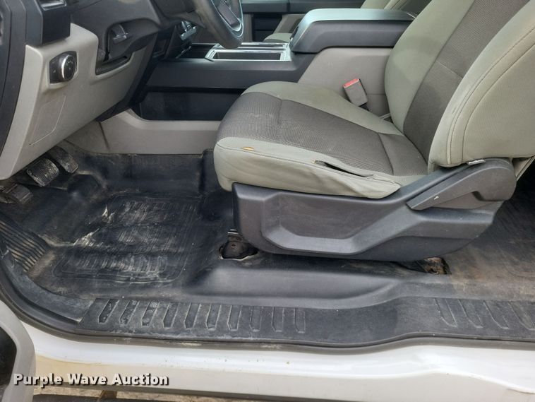 image for item MI9836 2015 Ford F150 XL  SuperCab pickup truck