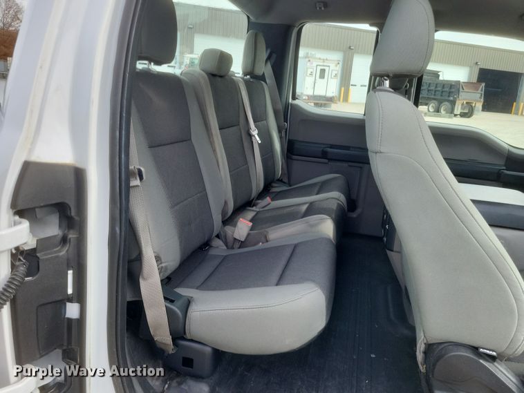 image for item MI9836 2015 Ford F150 XL  SuperCab pickup truck