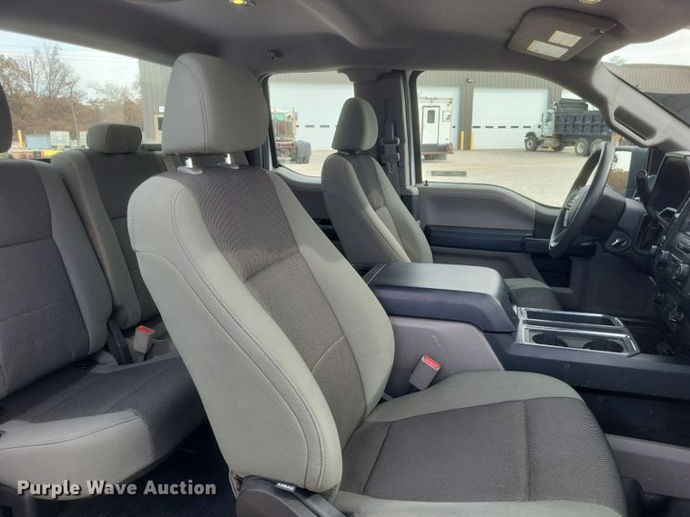 image for item MI9836 2015 Ford F150 XL  SuperCab pickup truck