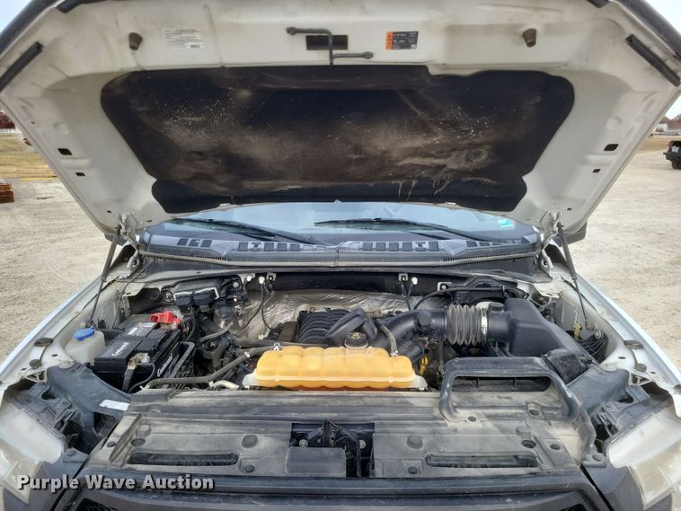 image for item MI9836 2015 Ford F150 XL  SuperCab pickup truck