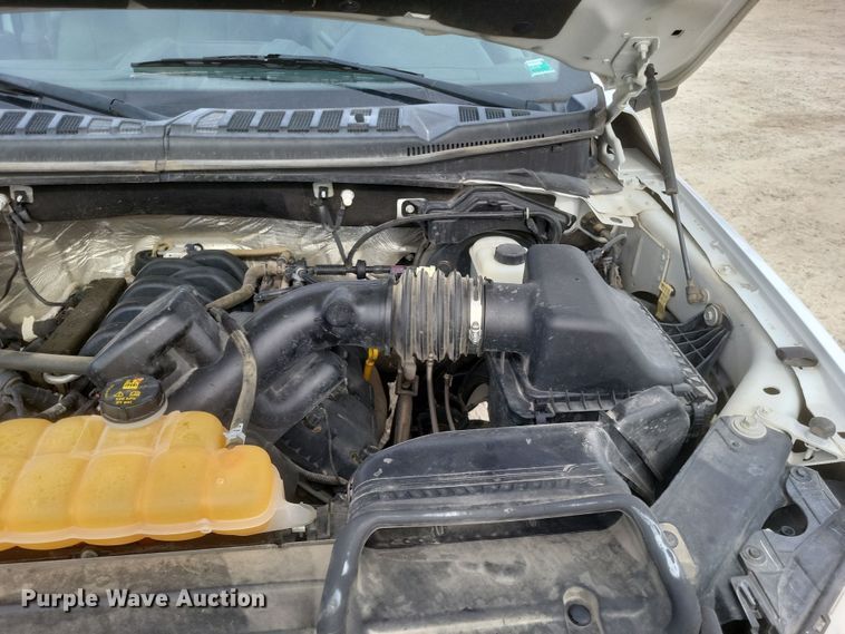 image for item MI9836 2015 Ford F150 XL  SuperCab pickup truck