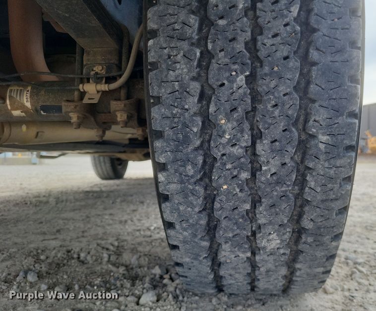 image for item MI9836 2015 Ford F150 XL  SuperCab pickup truck