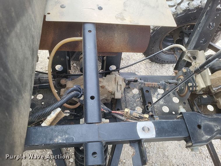 image for item MI9838 2016 Polaris Ranger 6x6  utility vehicle