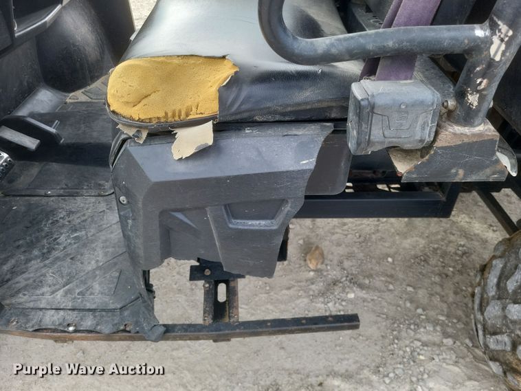 image for item MI9839 2014 Polaris Ranger 6x6  utility vehicle