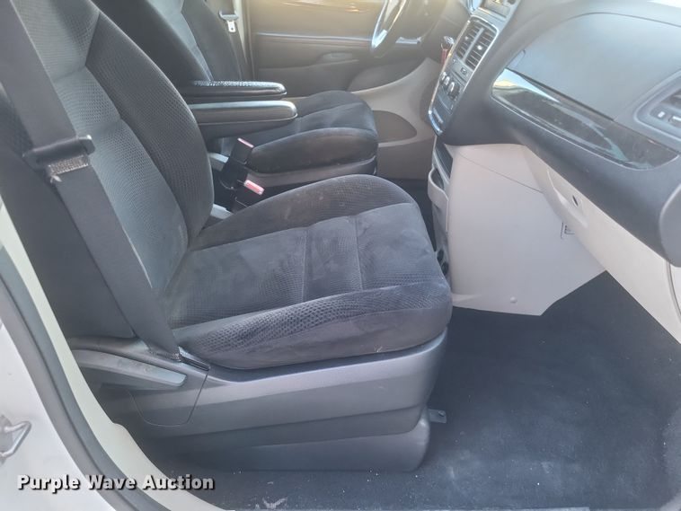 image for item MI9842 2014 Dodge Grand Caravan  van