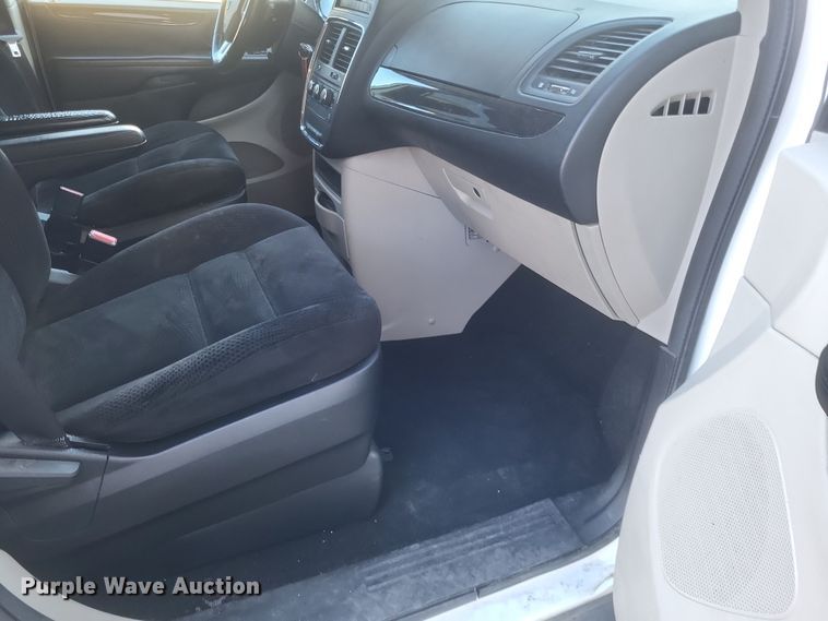 image for item MI9842 2014 Dodge Grand Caravan  van