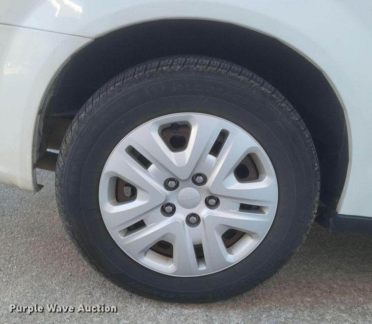 image for item MI9842 2014 Dodge Grand Caravan  van