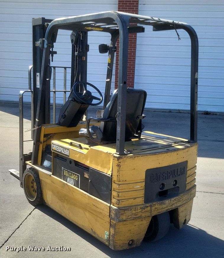 image for item MI9843 Caterpillar EP18T  forklift