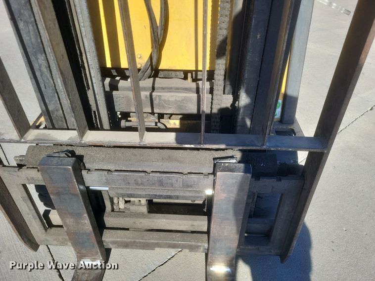 image for item MI9843 Caterpillar EP18T  forklift