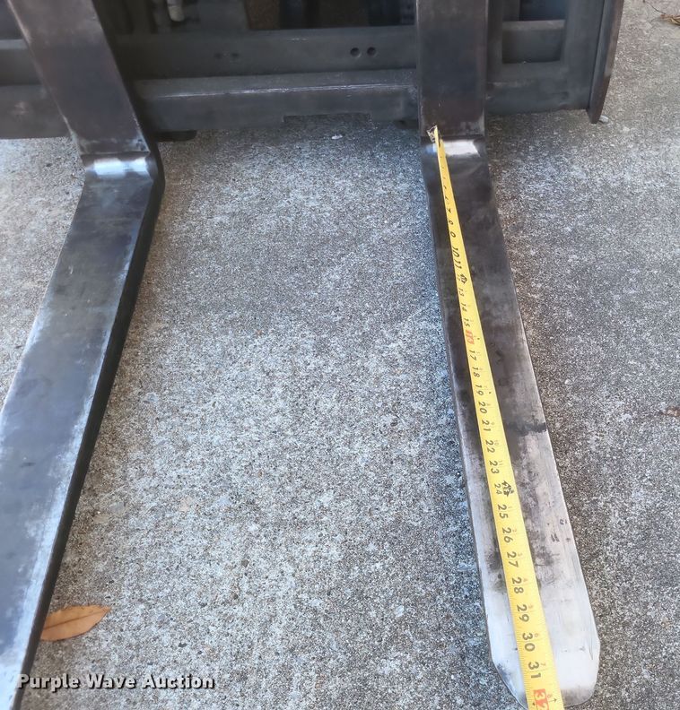 image for item MI9843 Caterpillar EP18T  forklift