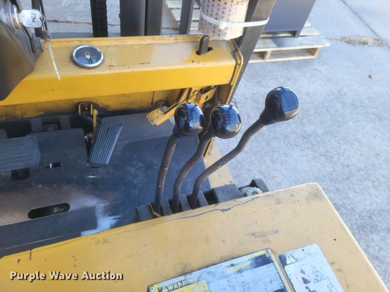 image for item MI9843 Caterpillar EP18T  forklift