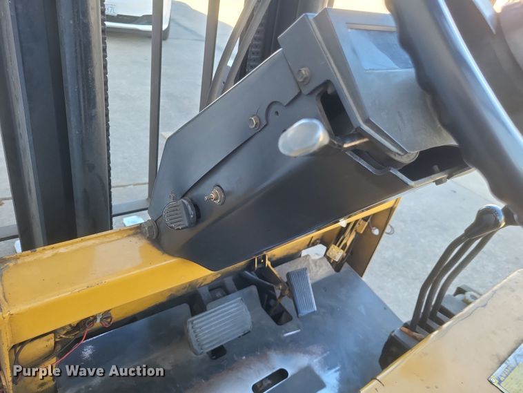 image for item MI9843 Caterpillar EP18T  forklift