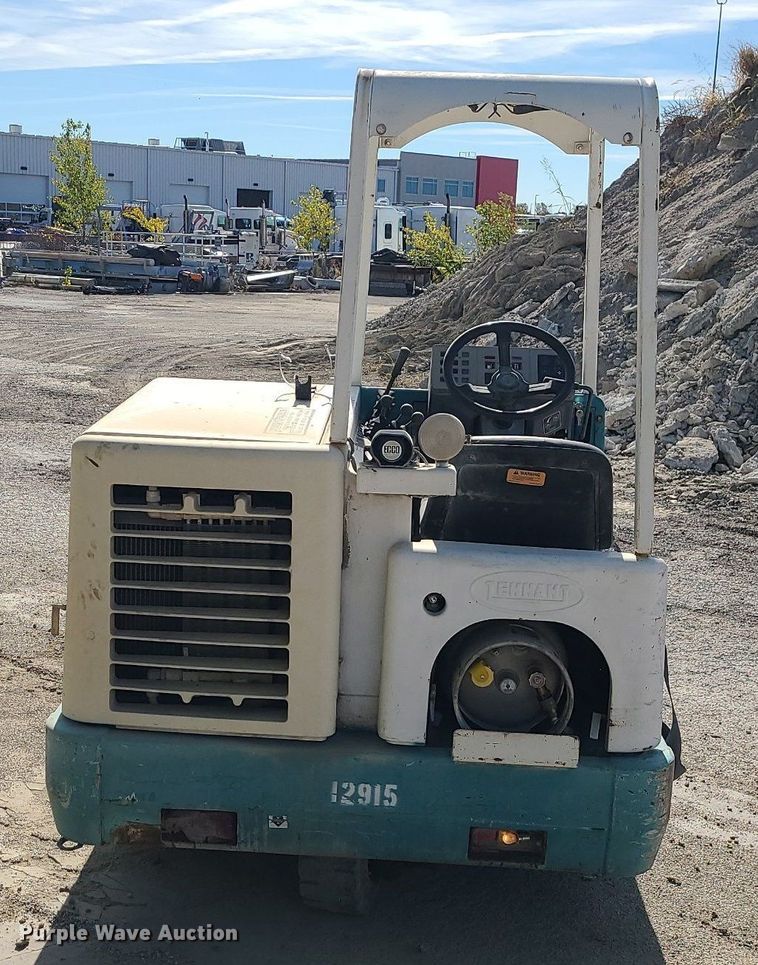 image for item MJ9443 Tennant  sweeper