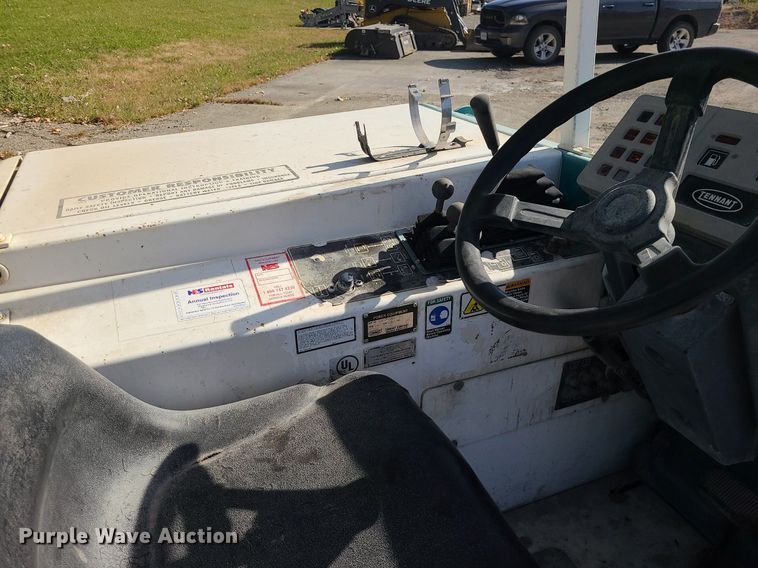 image for item MJ9443 Tennant  sweeper