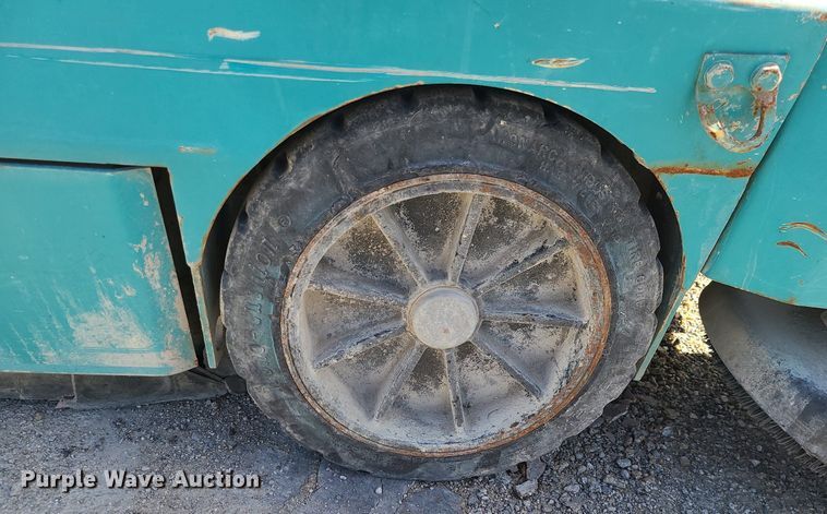 image for item MJ9443 Tennant  sweeper