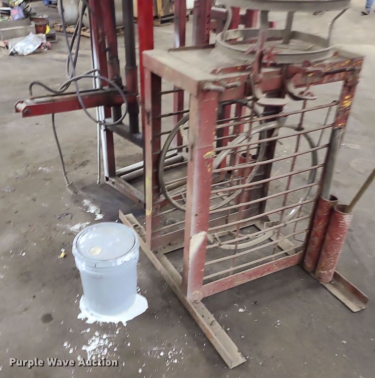 image for item MJ9519 (2) tire machines