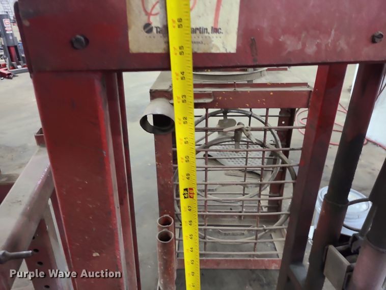 image for item MJ9519 (2) tire machines