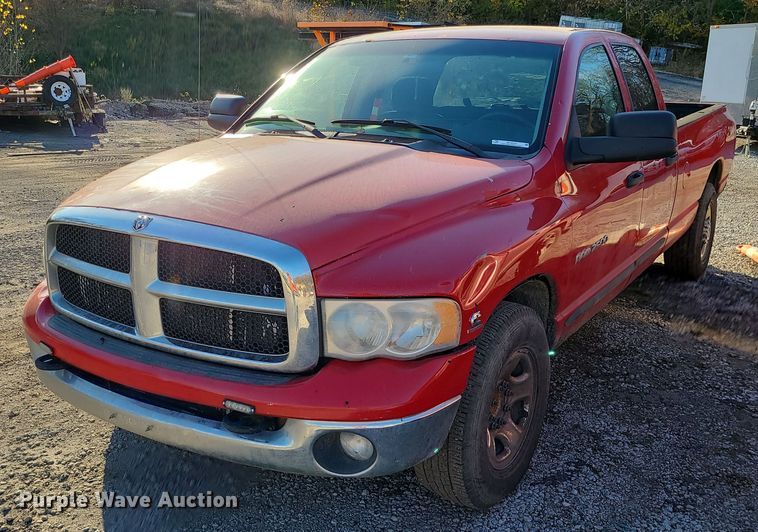 image for item MJ9522 2003 Dodge Ram 2500  Quad Cab pickup truck