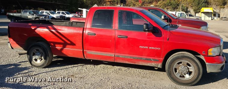 image for item MJ9522 2003 Dodge Ram 2500  Quad Cab pickup truck