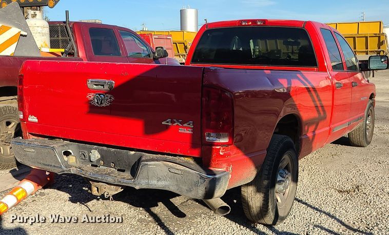 image for item MJ9522 2003 Dodge Ram 2500  Quad Cab pickup truck